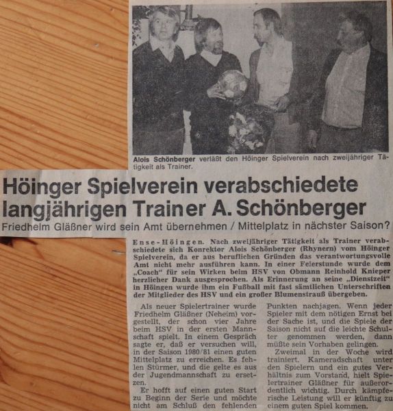 1981-82-Glaesner-neuer-Trainer-Schoenberger-verabschiedet-02