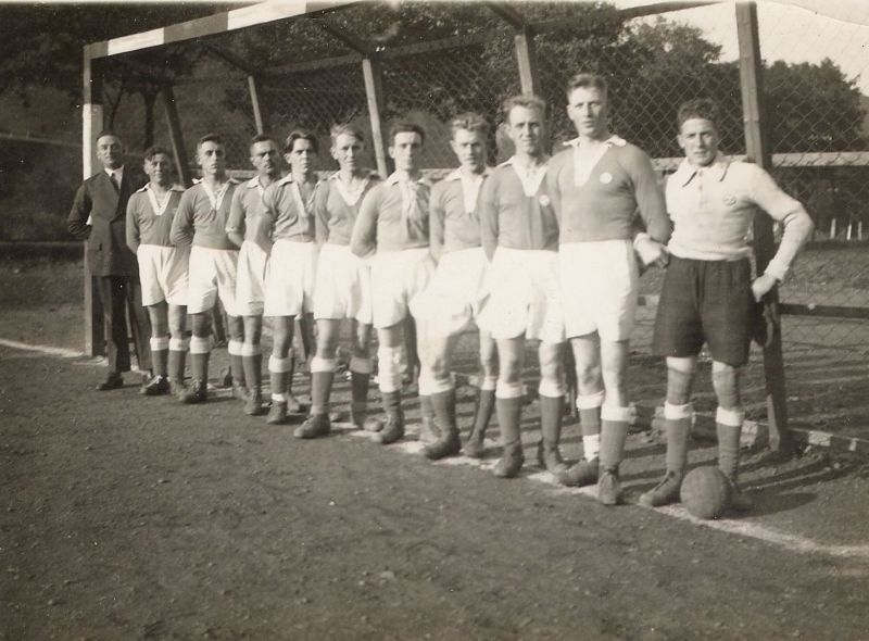 alt-Mannschaftsfoto-unbekannt-3
