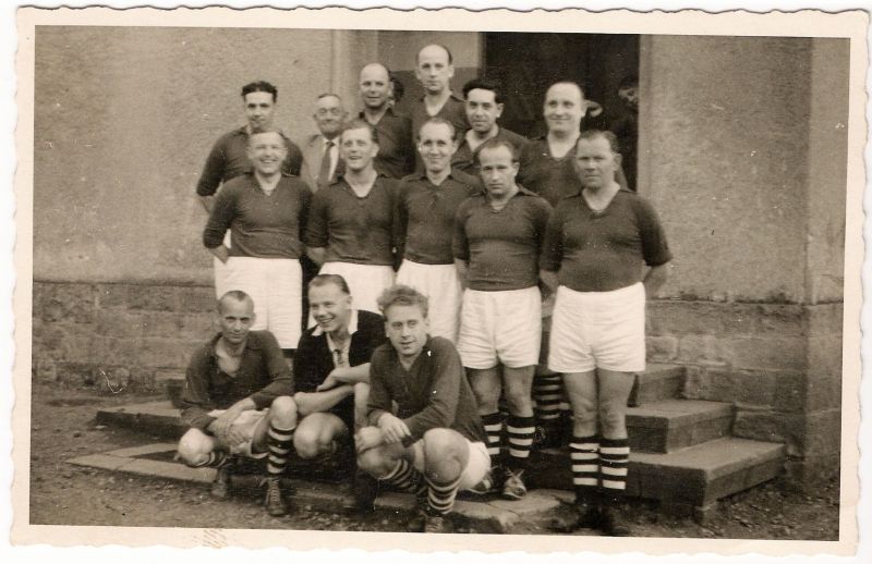 alt-Mannschaftsfoto-unbekannt-6