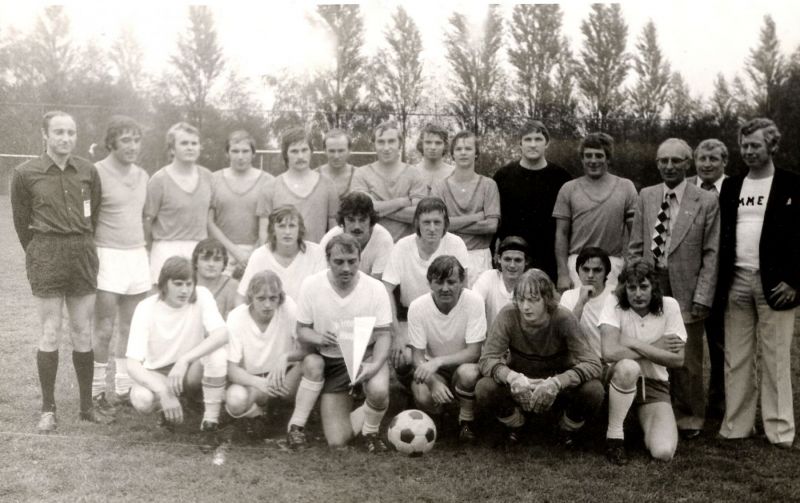 1976-1.-Mannschaft-01