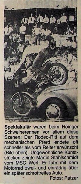 1982-Schweinerennen-II-24-Motorrad-Akrobatik