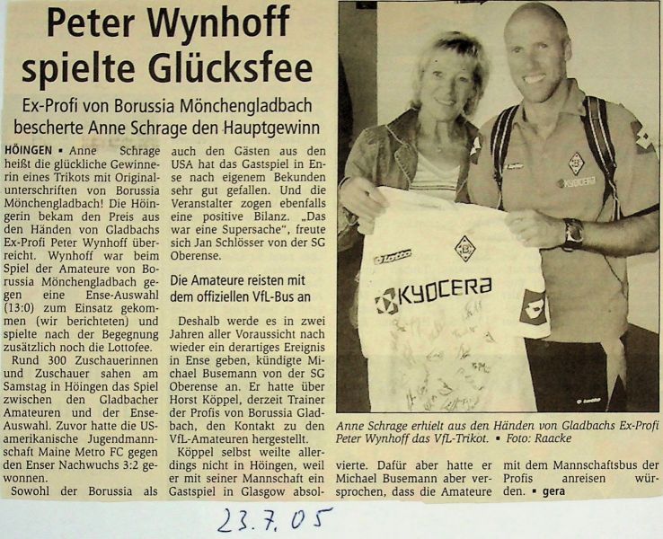2005-Gladbach-Trikot-gewinnt-Anne-Schrage-