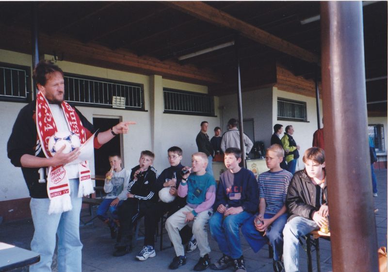 2001-ca-Jugendleiter-Uli-Gretenkort-in-Aktion
