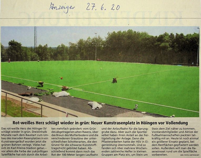 2020-06-27-Kunstrasen-verlegt