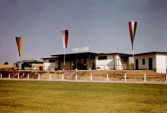 Sportplatz - Bau und Herbergerbesuch